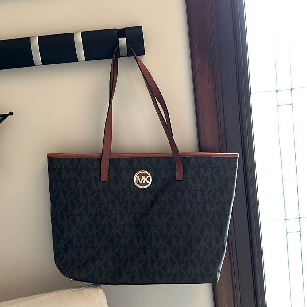 Michael Kors tote bag